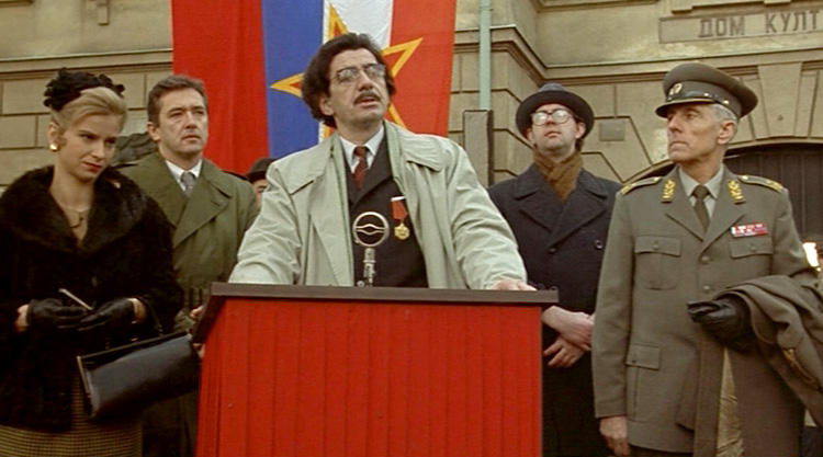 Кадр из фильма «Андерграунд»