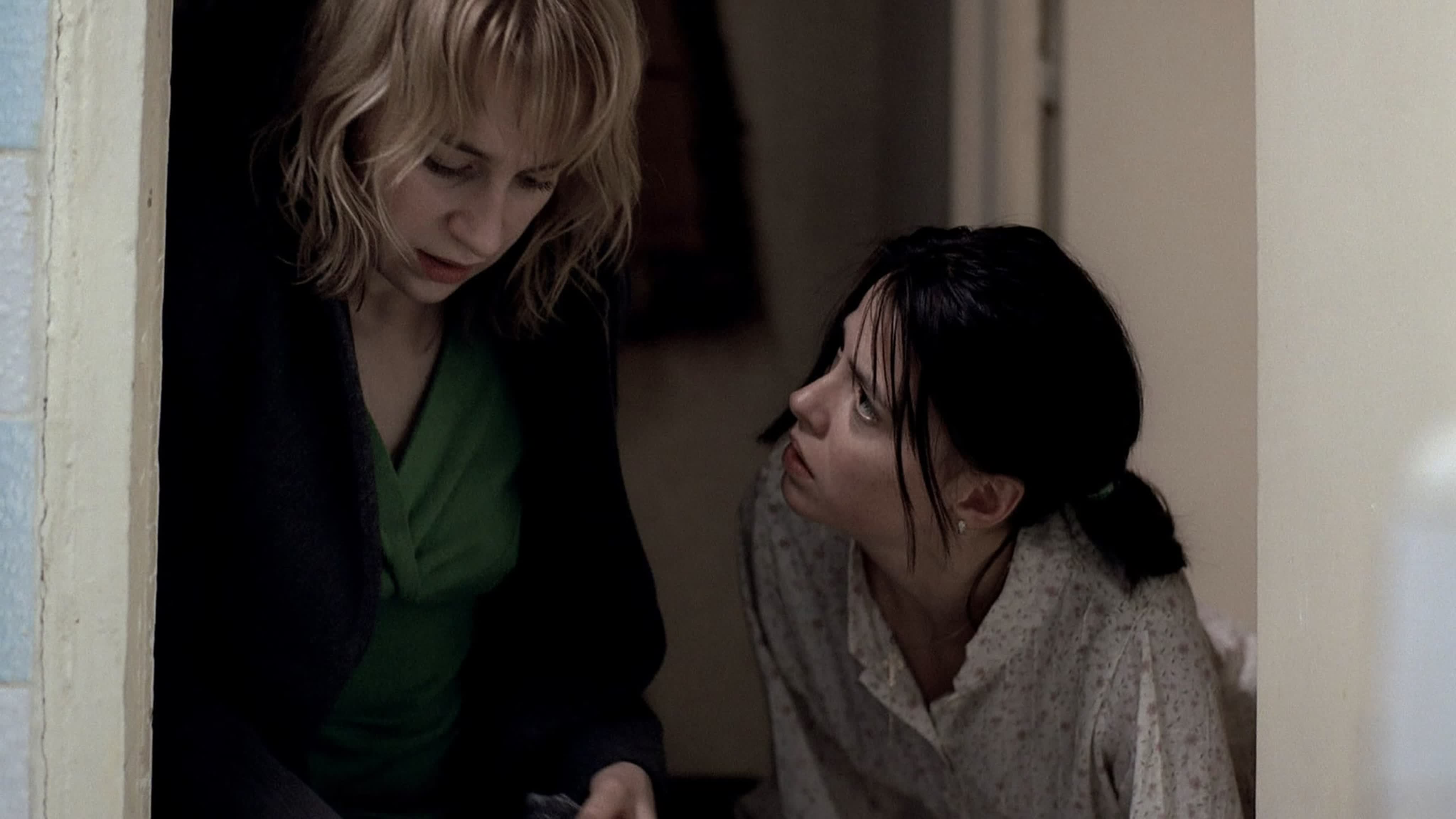 Кадр фильма «4 месяца, 3 недели и 2 дня» // Mobra Films