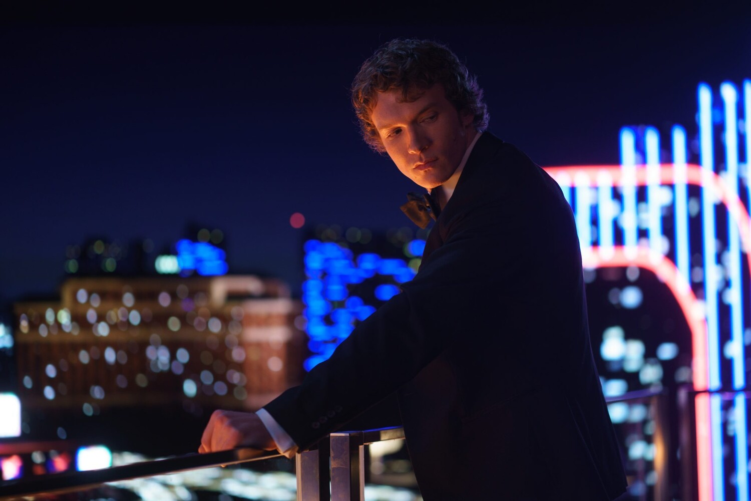 Кадр из сериала «Жаркое соперничество»