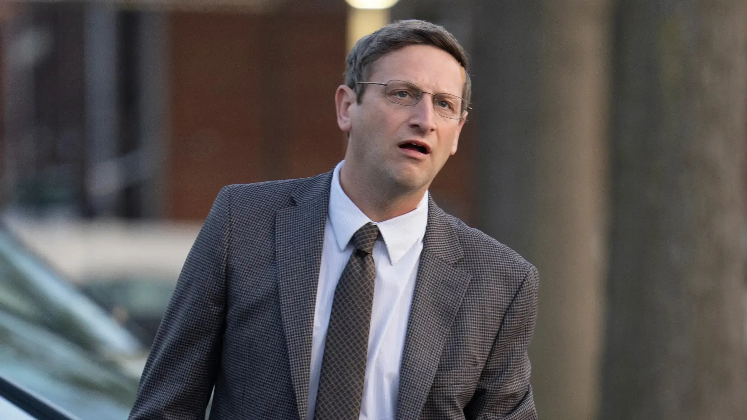 Кадр сериала «Мебельная компания» // HBO