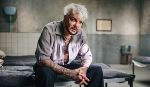 ТНТ выпустит новогоднюю пародию на «Очень странные дела» c Гайдуляном и Киркоровым