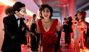 Что посмотреть после «Дьявол носит Prada 2»: 10 эстетичных картин о моде и глянце