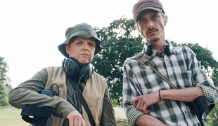 Смеяться как они: 10 комедийных сериалов из Европы, которые по-новому расскажут о чужой культуре