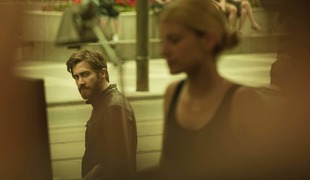 О чём был фильм? 10 картин с закрученным сюжетом, о которых спорят зрители