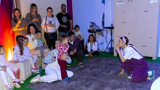 В «Москвариуме» завершается интерактивный спектакль «Волшебный чердачок»